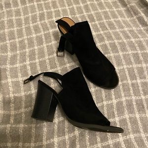American Eagle black boot heels